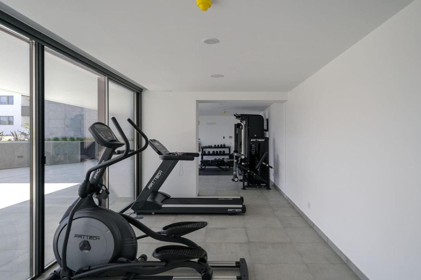Luxury 2 Bedrooms Near And Old Town *